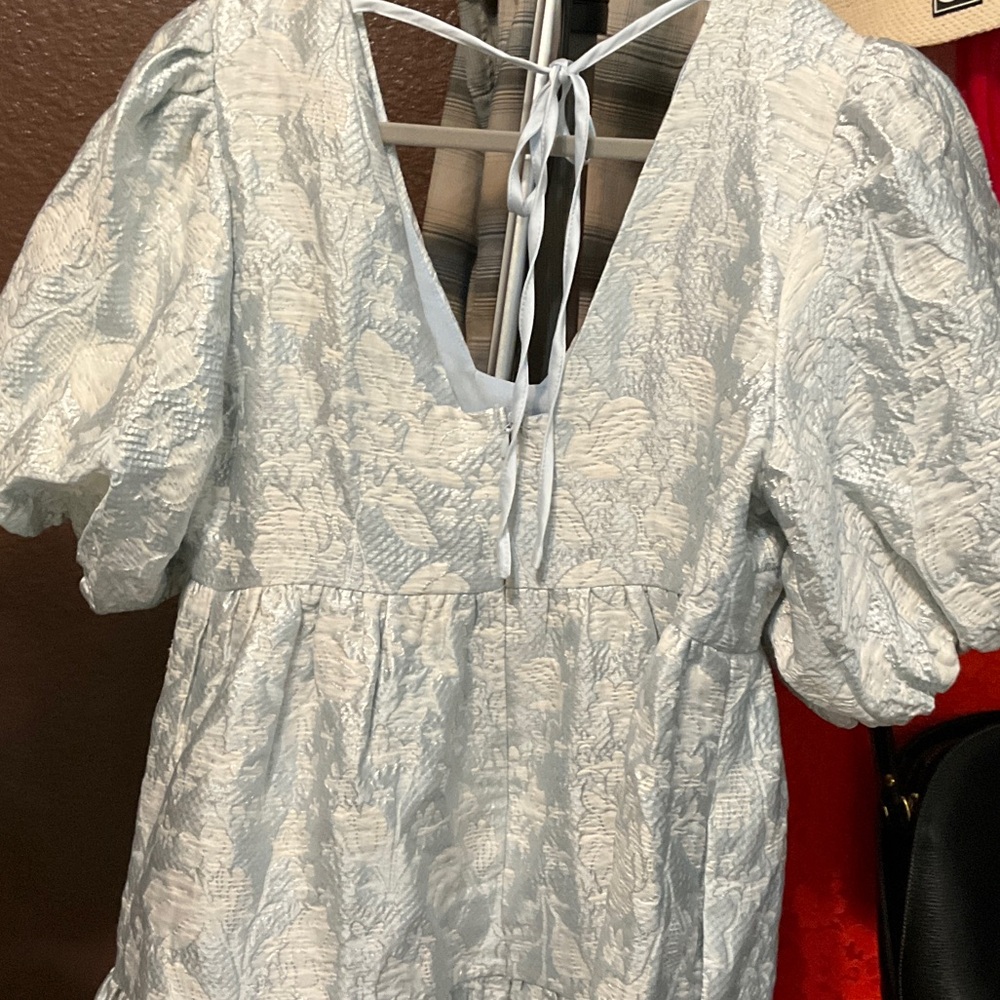 Light Blue Floral Puff-Sleeve Tiered Dress - Picture 6 of 14